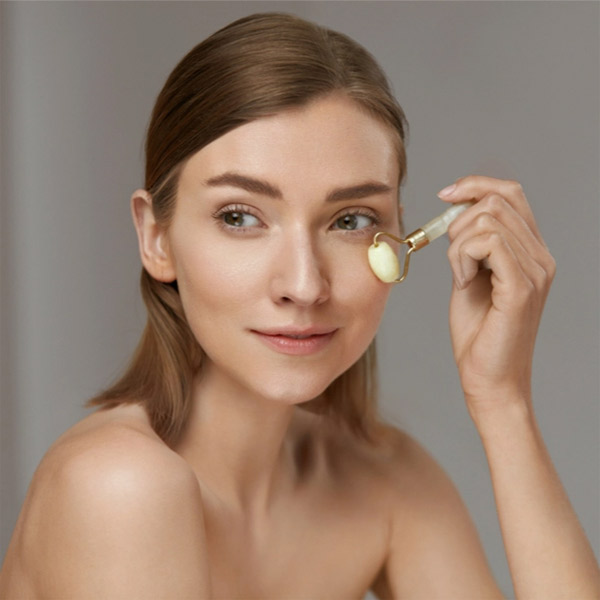 3 bước giúp xóa tan quầng thâm, trả lại đôi mắt sáng đẹp - 3