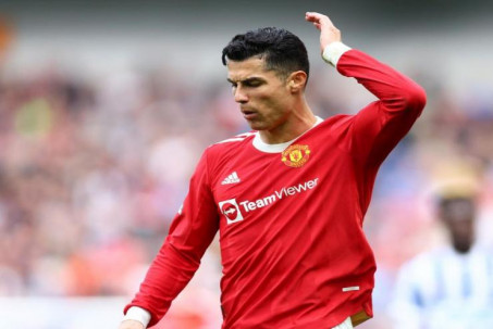 Ronaldo chỉ trích báo chí bịa chuyện, chính thức đáp trả tin đồn về tương lai