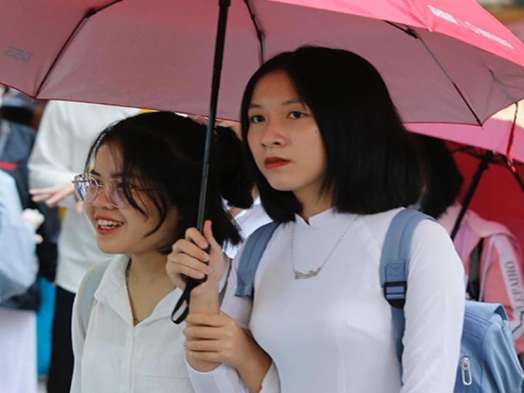 Bộ GD-ĐT công bố điểm sàn ngành sư phạm năm 2022 - 1