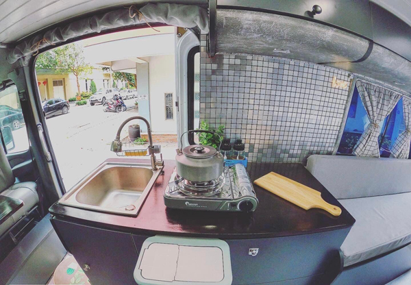 Trầm trồ “nhà di động” rộng chỉ 6m2, chi phí 300 triệu mà tiện nghi đến bất ngờ - 4