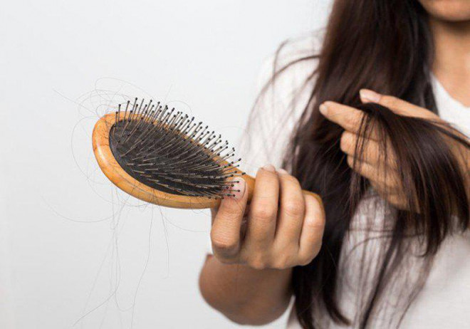 6 nguyên nhân gây rụng tóc và cách khắc phục - 1