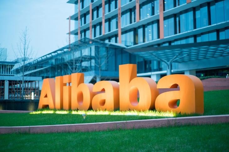 Mỹ đưa Alibaba vào danh sách huỷ niêm yết trên sàn chứng khoán - 1