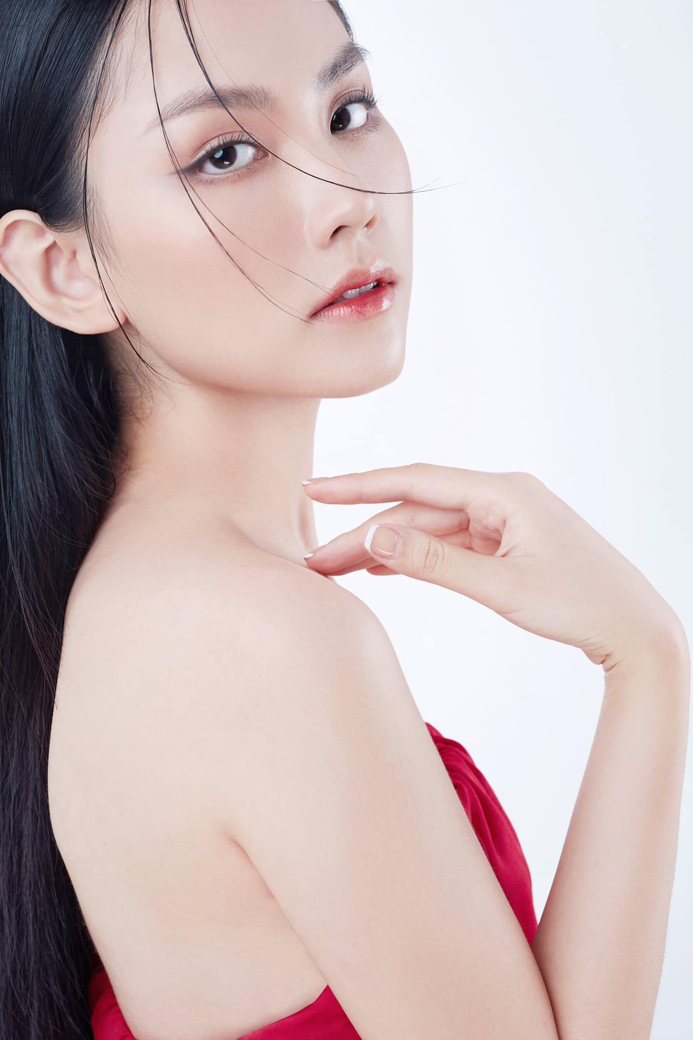 Người đẹp Nhân ái Hoa hậu Việt Nam 2020: &#34;Đi thi hoa hậu cực lắm!&#34; - 17