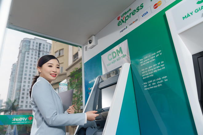 Trúng ngay ô tô Mercedes khi tham gia tiệc sinh nhật 29 tuổi của VPBank - 4