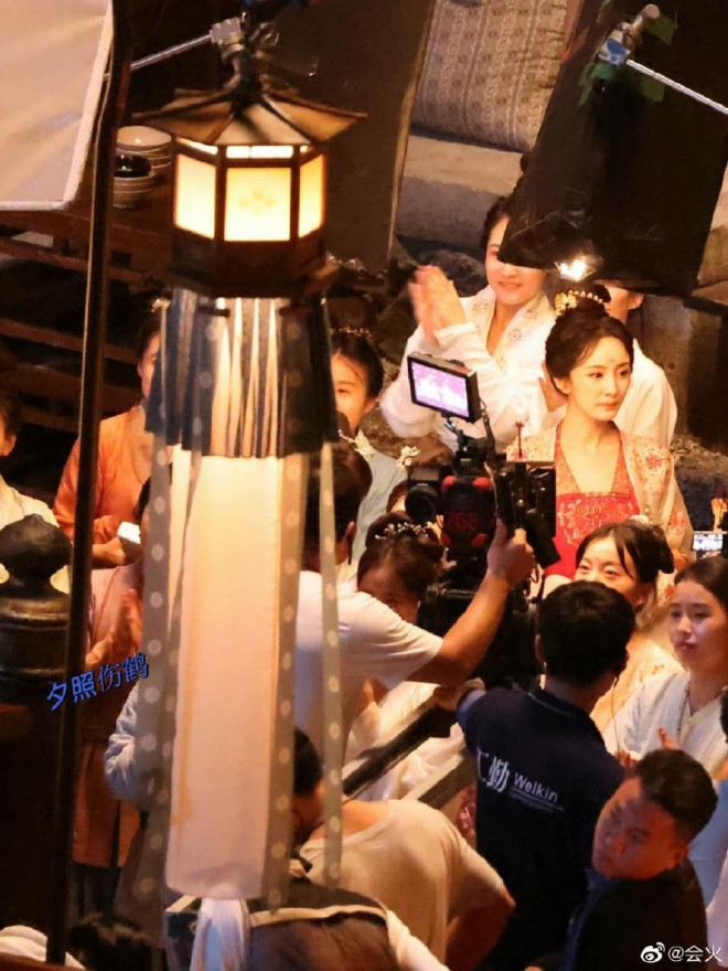 Dương Mịch khoe thềm ngực gợi cảm với nội y, tạo hình cổ trang gây thương nhớ - 6