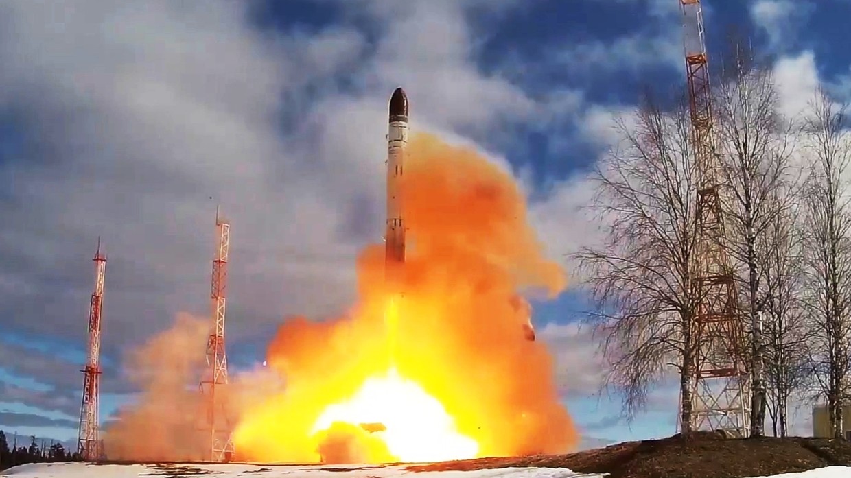 Nga tạm thời rút khỏi hoạt động thanh tra về giải trừ vũ khí hạt nhân - 1