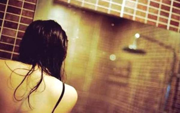 Bất ngờ lý do chưa thể xử vụ cô gái tống tiền tổng giám đốc doanh nghiệp và những lần thác loạn tập thể - 1