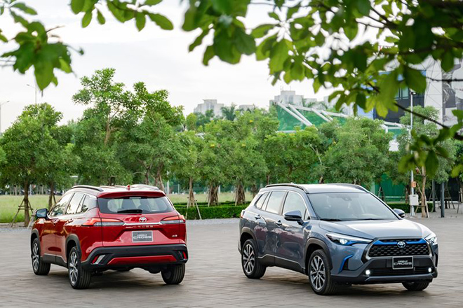 Giá xe Toyota Corolla Cross niêm yết và lăn bánh tháng 8/2022 - 8