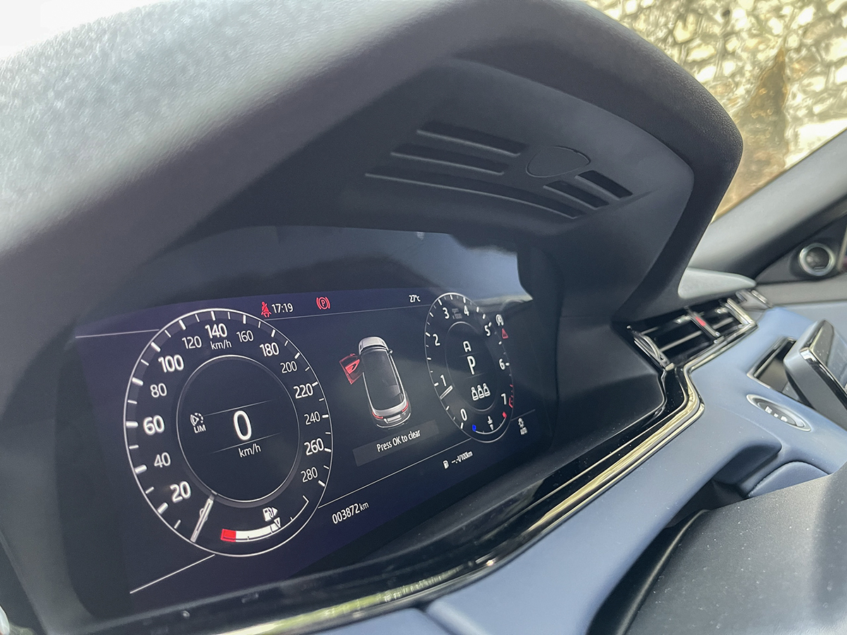 Trải nghiệm xe Range Rover Evoque, nhỏ mà có võ - 14