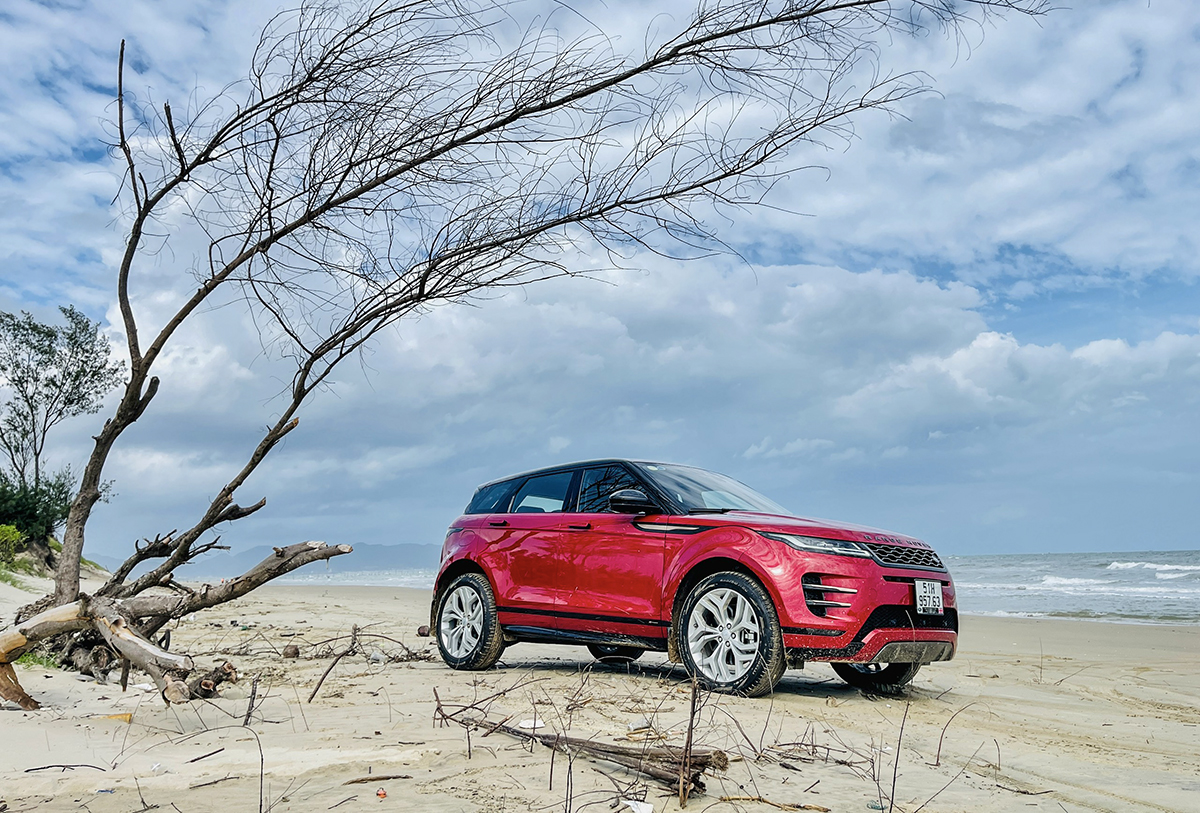 Trải nghiệm xe Range Rover Evoque, nhỏ mà có võ - 2