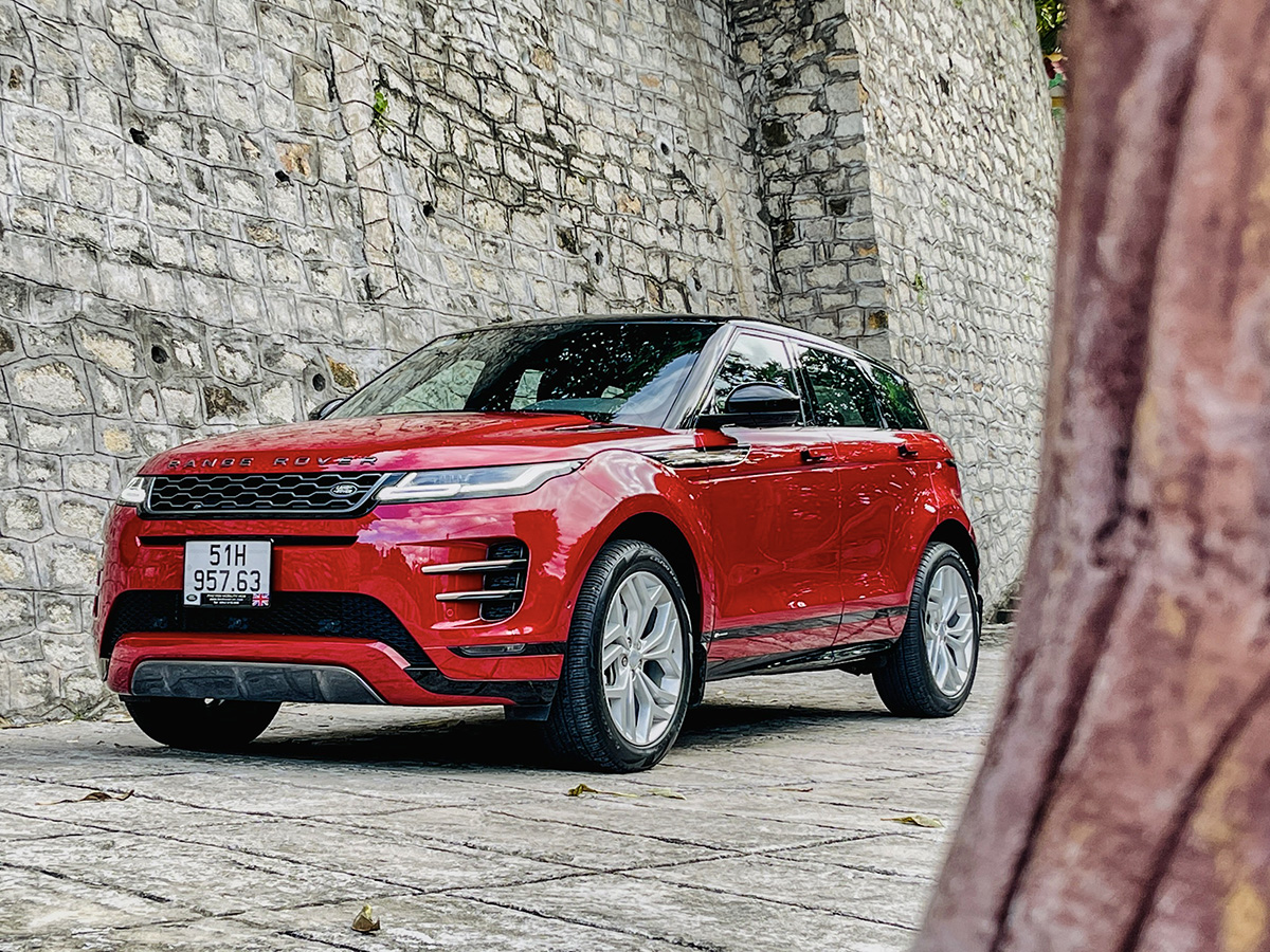 Trải nghiệm xe Range Rover Evoque, nhỏ mà có võ - 4