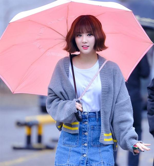 Tóc ngắn xoăn: Top 40 kiểu đẹp, trẻ trung hot nhất hiện nay - 27