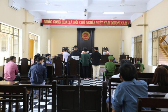 Thua cá độ bóng đá, nam sinh ở Quảng Nam đi cướp, đâm chết thầy hiệu trưởng - 1