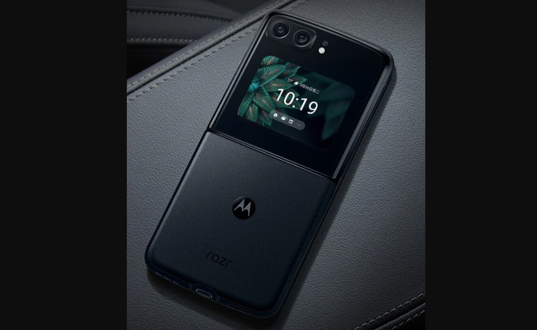 &#34;Đối thủ&#34; Galaxy Z Flip 4 - Moto Razr 2022 chính thức ra mắt - 4