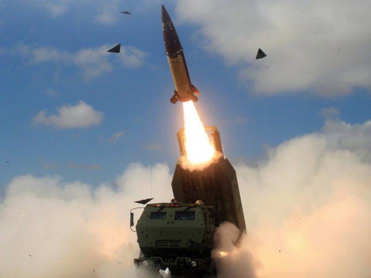 Nghị sĩ Mỹ chia rẽ về việc cung cấp tên lửa đạn đạo dùng cho hệ thống HIMARS ở Ukraine