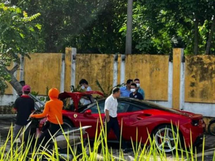 Tin tức 24h qua: Ferrari đưa ra phương án giải quyết vụ siêu xe Ferrari 488 GTB bị tai nạn khi đi sửa