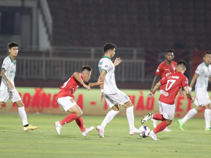 Video bóng đá TP.HCM - Bình Định: Đôi công hấp dẫn, sai lầm tai hại (Vòng 12 V-League) 8 Trực tiếp bóng đá TP.HCM - Bình Định: Chủ nhà mở tỷ số (Vòng 12 V-League)