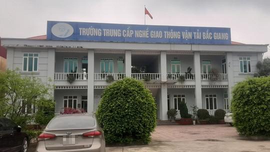 Một loạt cán bộ Trường Trung cấp nghề GTVT Bắc Giang bị khai trừ Đảng - 1