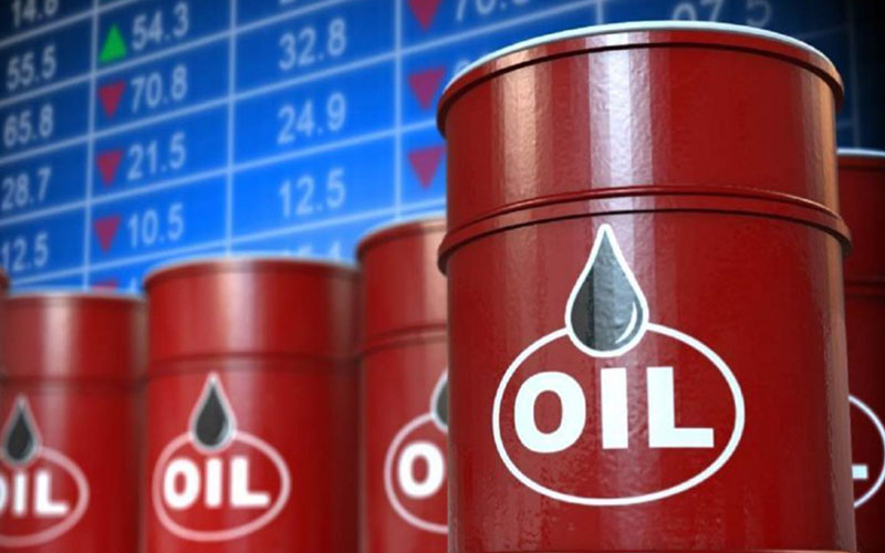 Giá xăng dầu hôm nay 13/8: Đồng loạt giảm - 1