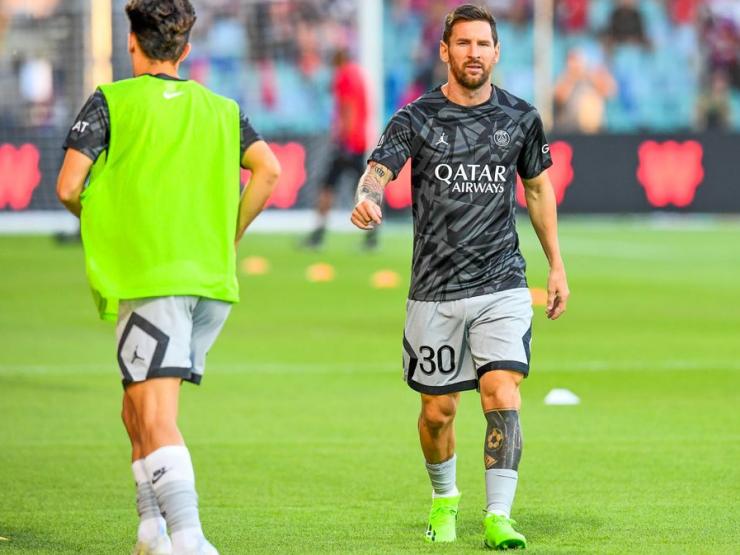 Báo Pháp dự đoán thời điểm Messi bỏ PSG về Barca, lộ chi tiết sốc về Laporta