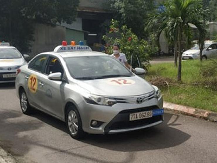 ”Cắt xén” hàng tỉ đồng của học viên lái ôtô: UBND tỉnh Bình Định yêu cầu làm lại báo cáo