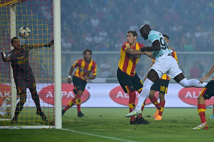Kết quả bóng đá Lecce - Inter Milan: Lukaku khai hỏa, vỡ òa phút cuối (Vòng 1 Serie A) - 1