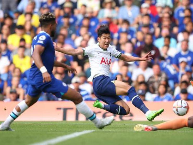Cực nóng BXH Ngoại hạng Anh: Tottenham thoát thua Chelsea, ngôi đầu đổi chủ