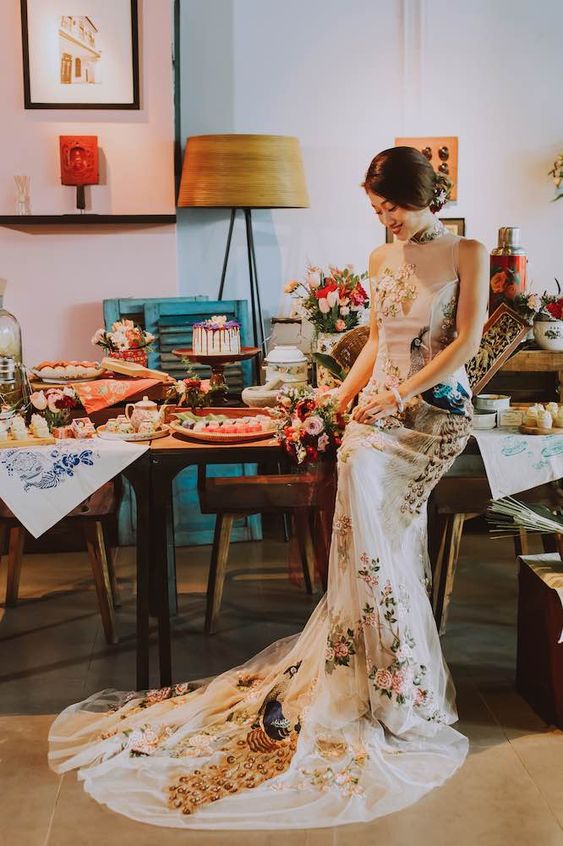 Chiếc váy khiến cô dâu trẻ Trung Quốc nhận nhiều ý kiến trái chiều - 6