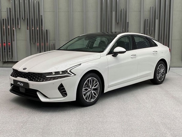 Bảng giá xe KIA K5, giá lăn bánh mới nhất nửa cuối tháng 8/2022 - 2