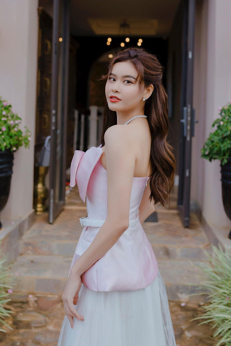 Trương Quỳnh Anh phản hồi tin &#34;giải nghệ vì mắc bệnh u tuyến giáp&#34; - 1