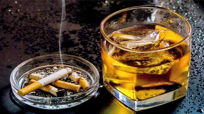 Thuốc lá và rượu là nguyên nhân gây ra gần một nửa số ca ung thư trên toàn thế giới - 1