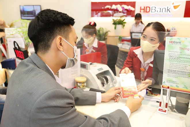 Áp lực đầu tư thua lỗ, nhiều người "quay xe" gửi tiết kiệm - 3