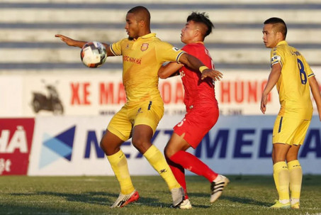 Trực tiếp bóng đá Nam Định - Đà Nẵng: Không có bàn gỡ (V-League 2022)