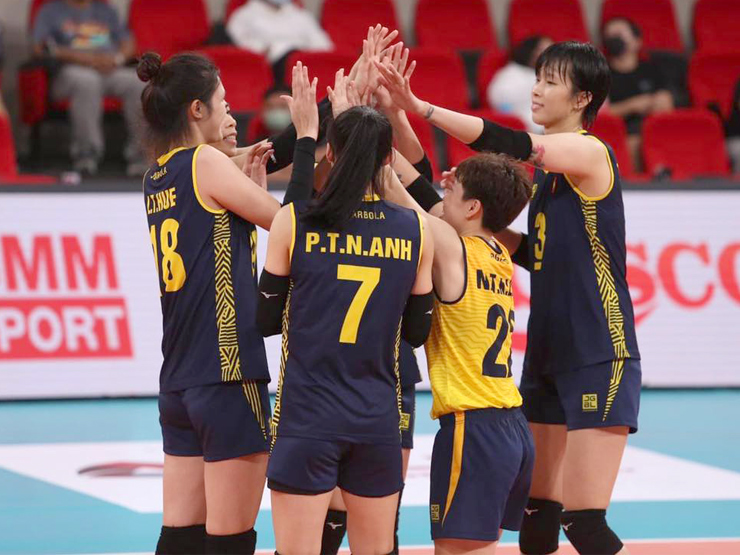 Sững sờ ĐT bóng chuyền nữ VN có set thắng sốc Nhật Bản, cứu 8 match point - 1
