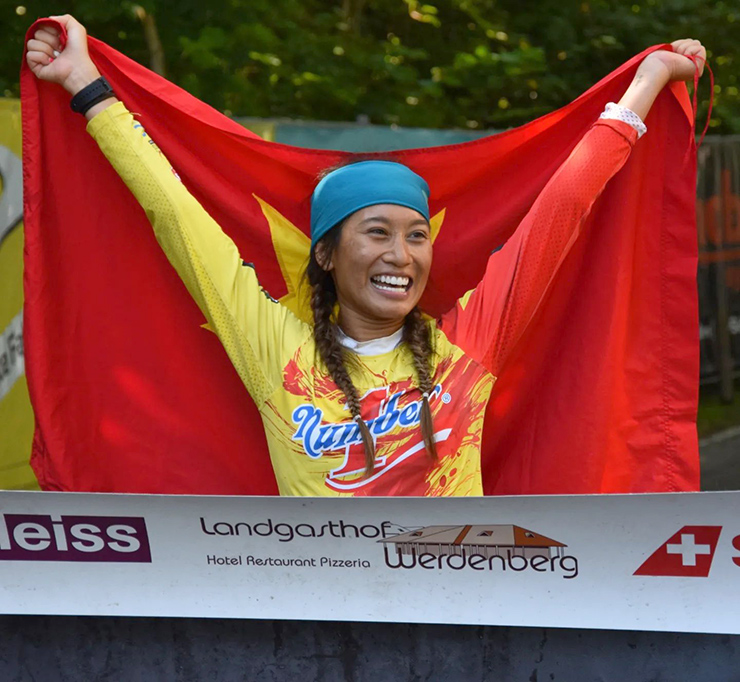 “Cô gái thép” Thanh Vũ vô địch thế giới thi bơi, đạp xe và chạy bộ siêu khủng 14 ngày - 1