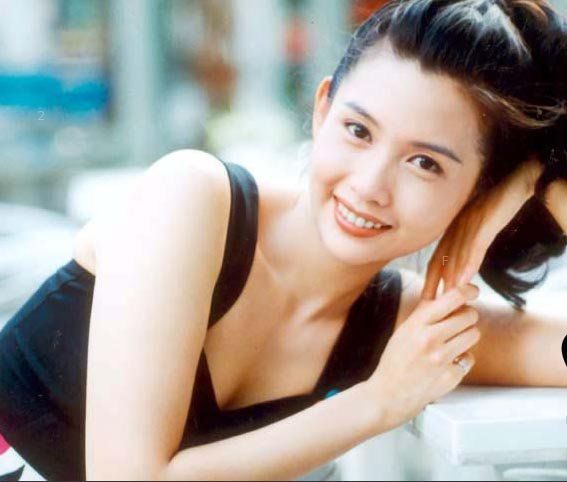 "香港最嚮往的美女"  54還能保留青春的青春風采嗎？  - 七