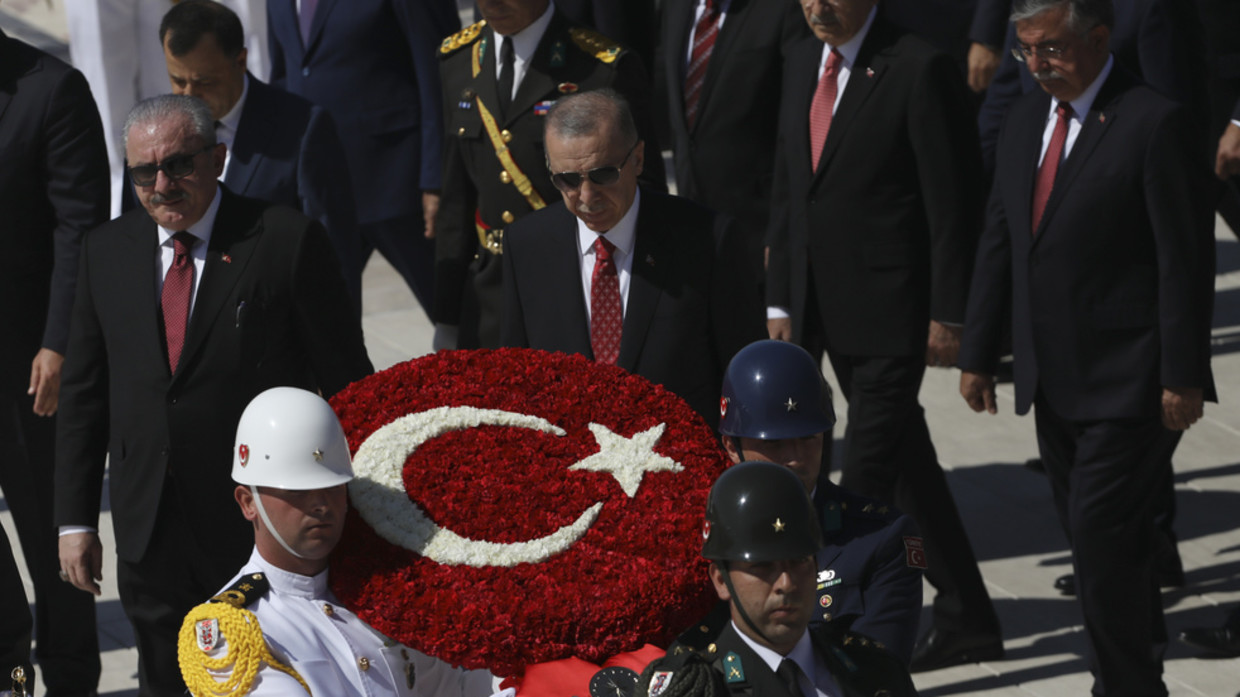 Tổng thống Thổ Nhĩ Kỳ nói gì sau khi chiến đấu cơ F-16 bị đồng minh NATO &#34;khóa mục tiêu&#34;? - 1