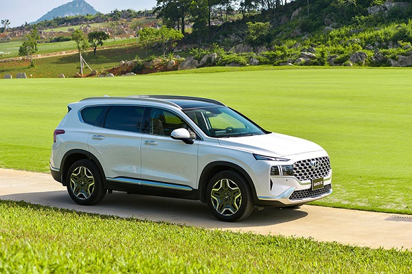 Bảng giá xe SantaFe mới nhất trong tháng 09/2022 - 5
