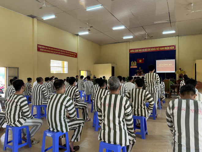 Nhiều phạm nhân Trại tạm giam Chí Hòa được đặc xá, về trong hôm nay - 1