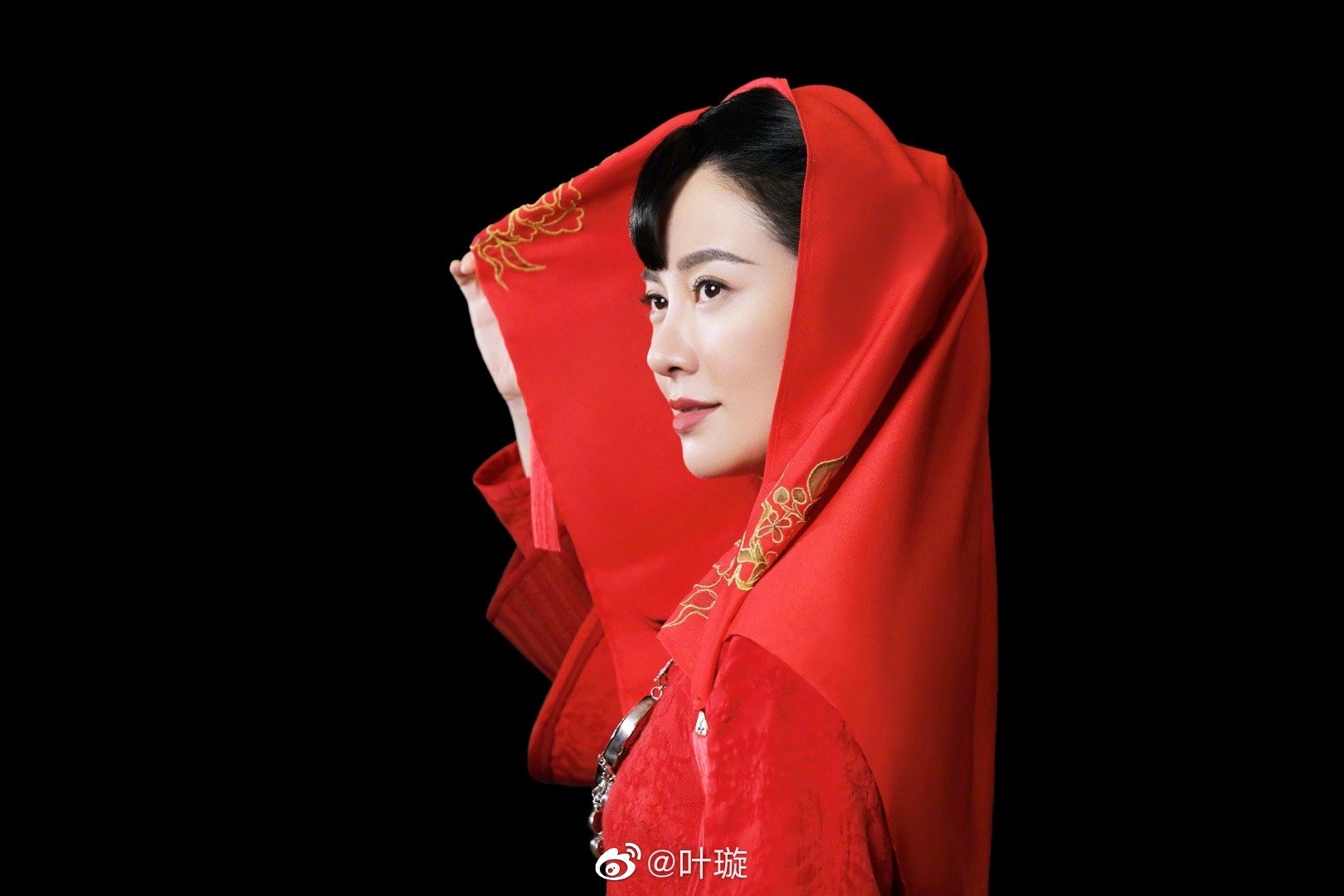 MC, mỹ nhân TVB gặp tai nạn kinh hoàng trên sân khấu - 3
