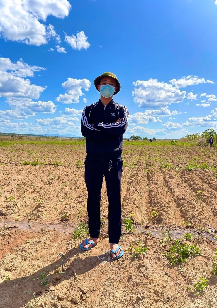 Choáng với trang trại tiền tỷ của Quang Linh Vlog, lớn và hoành tráng nhất  vùng ở châu Phi