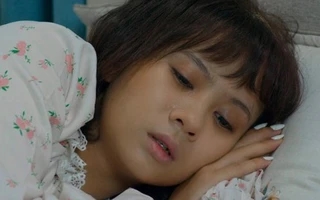 Phim của Việt Anh lộ "sạn" to đùng gây hoang mang - 1