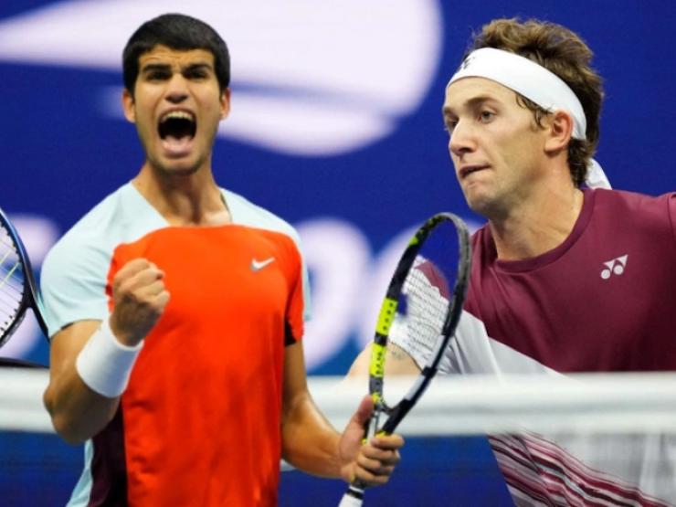 Clip Alcaraz - Ruud chơi tuyệt hay, tung siêu phẩm ở bán kết US Open 2022