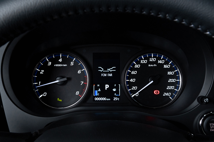 Giá xe Mitsubishi Outlander tháng 9/2022, tặng Camera 360 và phiếu nhiên liệu - 13