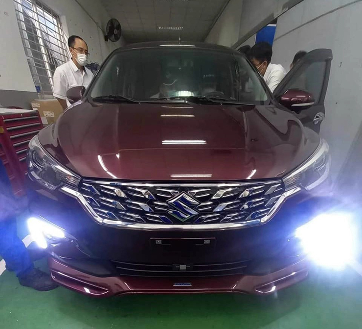 Suzuki Việt Nam tiếp tục &#34;nhá hàng&#34; Ertiga hybrid trước giờ G - 4