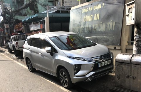 Vụ chở thi thể người tình đi tự thú: Gây án xong nghi phạm lau sạch vết máu trên xe - 2
