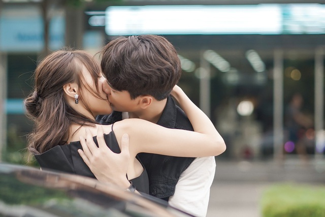 Nàng thơ của Đen Vâu táo bạo hôn hot boy kém 4 tuổi, Mỹ Tâm còn gây bất ngờ hơn - 5