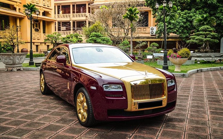 Rolls-Royce Ghost &#34;dát vàng&#34; của ông Trịnh Văn Quyết được đấu giá để trừ nợ - 1