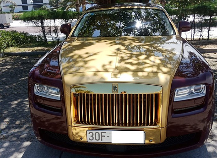 Rolls-Royce Ghost &#34;dát vàng&#34; của ông Trịnh Văn Quyết được đấu giá để trừ nợ - 4
