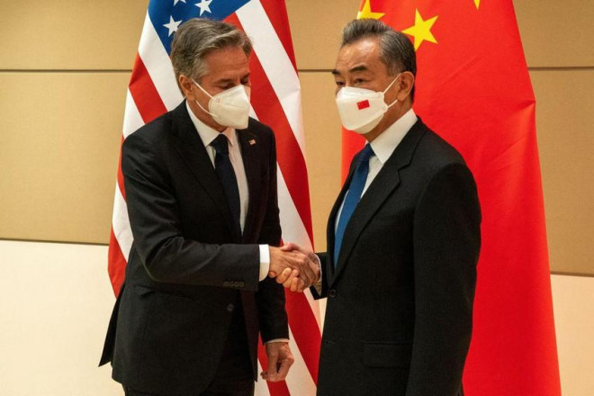 Bộ trưởng ngoại giao Trung Quốc và Mỹ gặp nhau bàn giảm căng thẳng liên quan Đài Loan - 1